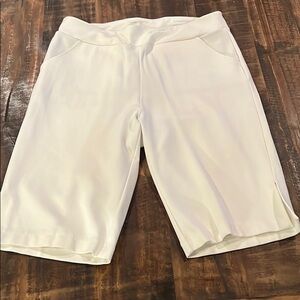 Soft surroundings Bermuda Shorts